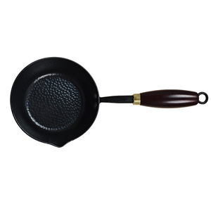 Mini-poêle à huile ronde non revêtue, durable, pour faire frire des œufs, des aliments pour bébés, petite poêle à frire, capacité inférieure à 1L, lavage à la main uniquement - Product Image 4