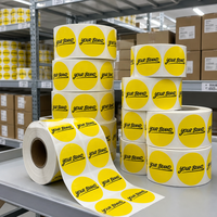 Autocollants ronds personnalisés, rouleaux d'autocollants jaunes, étiquettes en papier auto-adhésives découpées sur mesure avec logo pour l'emballage et la marque