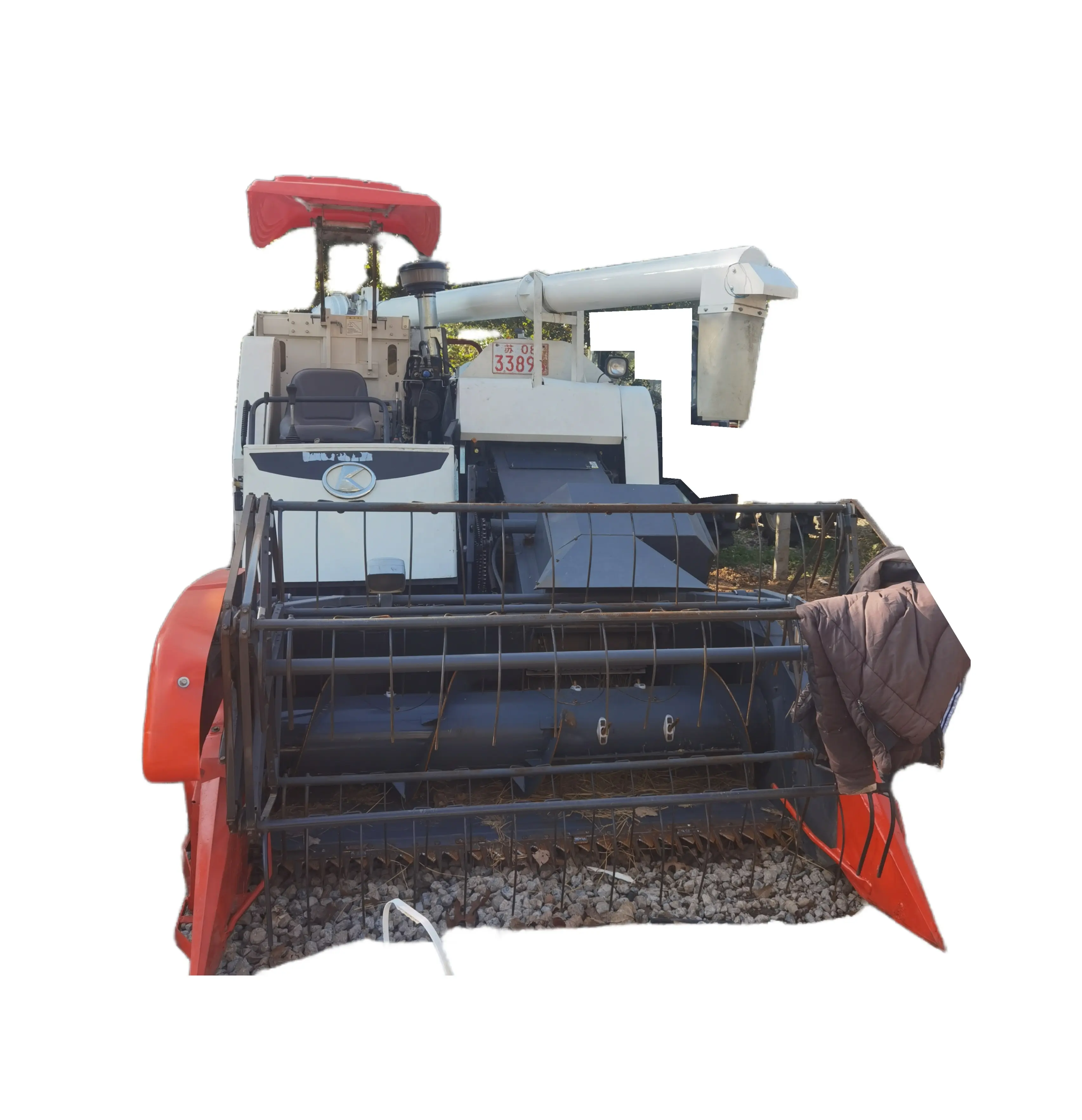 آلة حصاد ومجمعة من Kubota مستعملة، ماكينة حصاد لأرز الذرة والقمح المتاحة