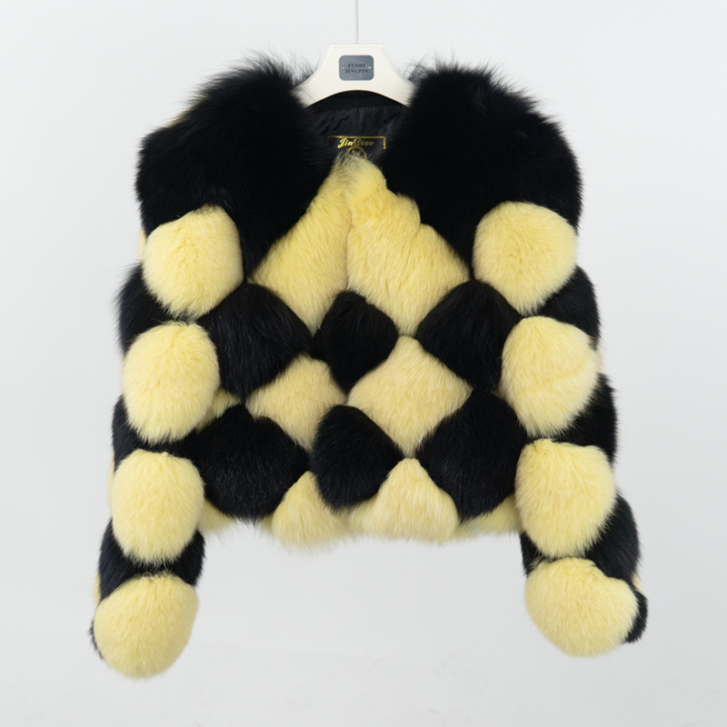 สีเหลือง