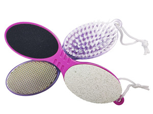 Ponceuse à pieds multifonctionnelle 4-en-1 : brosse exfoliante, lime à pieds et éliminateur de callosités - Product Image 2