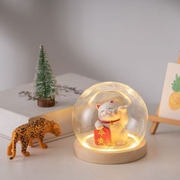 Couvercle en verre de fleur immortelle Base lumineuse avec lampe Boîte aveugle manuelle Micro paysage poupée ornement anti-poussière
