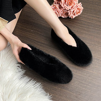 Mocassins plats en fausse fourrure de vison pour femmes, chauds et douillets pour l'hiver, à enfiler, personnalisables OEM/ODM avec logo, doux et confortables pour l'intérieur et l'extérieur