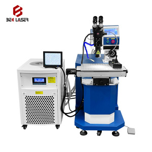 Machine de soudage laser industrielle haute puissance 200W 300W 400W pour la réparation de moules, l'acier inoxydable, le titane et les dispositifs médicaux - Product Image 1