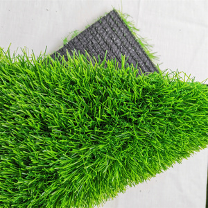 Rouleau d'herbe artificielle en gros d'usine 40mm <span class=keywords><strong>gazon</strong></span> synthétique <span class=keywords><strong>gazon</strong></span> vert tapis pelouse artificielle - Product Image 4