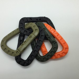 Mosquetón táctico para exteriores con anillo en D de 8.8x5.5 cm, clip de plástico y acero para llaves, para mochilas de senderismo y herramientas de supervivencia - Product Image 4