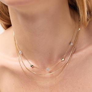 مجوهرات نسائية مرصعة بالزركونيا المكعّب بخمسة قلب قلادة من الفضة الإسترلينية المطلية بالذهب - Product Image 3