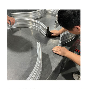 Profilo di estrusione in alluminio a semicerchio di estrusione 6060 con profilo di estrusione in alluminio ad angolo curvo - Product Image 6