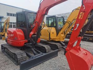 Meilleur vendeur 2025, mini-excavatrice sur chenilles d'occasion Kubota KX163, mini-pelle de 6 tonnes, moteur Kubota avec accessoire tarière - Product Image 4