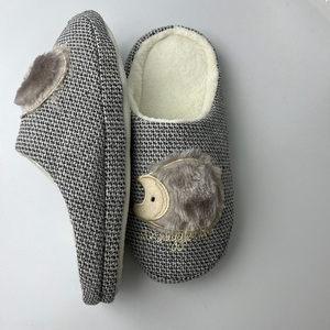 Zapatillas de <span class=keywords><strong>erizo</strong></span> con apliques de tela de punto jacquard para el hogar de otoño e invierno, zapatillas cálidas para el suelo, venta al por mayor en stock - Product Image 6
