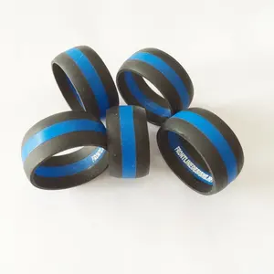 促销OEM雕刻字母彩色填充层三色硅胶手指橡胶拇指环带