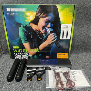 Sistema Microfonico Wireless BLX288 SM58 con Microfono Cardioide per Voce, Un Trasmettitore e Due Ricevitori per Palco, <span class=keywords><strong>Karaoke</strong></span> e Streaming Live - Product Image 1