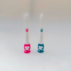 <span class=keywords><strong>Brosse</strong></span> <span class=keywords><strong>à</strong></span> <span class=keywords><strong>dents</strong></span> en nylon souple au charbon de bois Wisdom Baby avec poignée motif visage de fille pour usage domestique, production en gros - Product Image 3