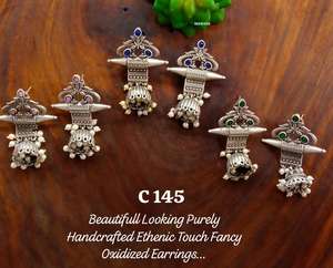 Vintage mujer oxidado Metal oro plata tallado oro redondo campanas grandes indio Jhumka Jhumki pendientes joyería - Product Image 5