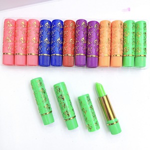 Vente en gros de rouge à lèvres magique changeant de couleur, prix de gros, gloss à lèvres en gel réactif au pH avec miroir, fabricant de maquillage en marque privée - Product Image 1