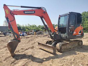 Mini excavadora de corea, excavadora usada <span class=keywords><strong>doosan</strong></span> <span class=keywords><strong>dx55</strong></span>, excavadora sobre orugas - Product Image 2