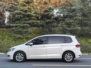 Volkswagen <span class=keywords><strong>Touran</strong></span> d'<span class=keywords><strong>occasion</strong></span> fiable avec conduite à gauche 1.4T, monospace compact, véhicule idéal pour les trajets quotidiens, pour la <span class=keywords><strong>vente</strong></span> en gros en Asie centrale - Product Image 2