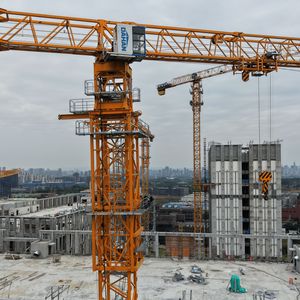 Grue à tour à plateau plat DAHAN QTZ500(8530) de haute qualité, 25 tonnes, avec moteur, portée 85 m, hauteur maximale 350 m, 500 t.m, neuve - Product Image 1