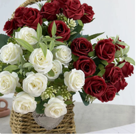 Bouquet de roses artificielles réalistes en plastique de style européen, idéal pour la décoration de mariages et les fournitures décoratives - Vente chaude