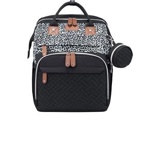 Échantillon gratuit : Sacs à langer de voyage tendance avec matelas à langer intégré – Sacs fourre-tout multifonctionnels pour bébé - Product Image 1