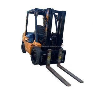 Chariot élévateur contrepoids diesel de 5 tonnes, importé du Japon, 100 % prêt à l'emploi, nouvelle conception, haute qualité, usage intensif, 99 % neuf - Product Image 1