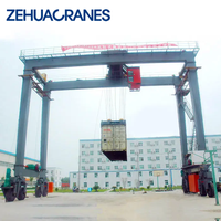 Grue portique sur pneus (RTG) pour la manutention de conteneurs en entrepôt, équipement de levage pour la logistique portuaire et les opérations de fret intermodal