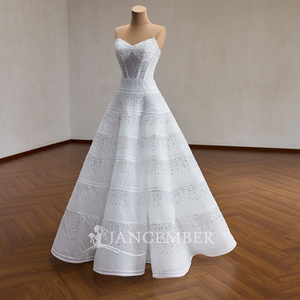 Rsm251017 Elegante <span class=keywords><strong>Abito</strong></span> <span class=keywords><strong>da</strong></span> <span class=keywords><strong>Sposa</strong></span> Bianco con Corpetto in Cristallo Illusion Sweetheart, Strati <span class=keywords><strong>a</strong></span> Strisce e Perline, per Cerimonia in Chiesa Jancemebr - Product Image 2