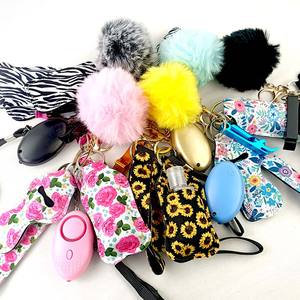Accessoires de porte-clés de sécurité en néoprène, porte-clés de <span class=keywords><strong>défense</strong></span> personnelle avec sifflet d'alarme pour enfants et femmes RTS - Product Image 4
