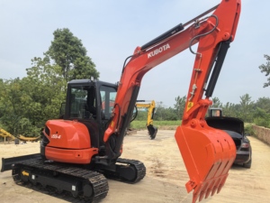 Miniexcavadora Kubota U55 5T en Venta, Excelente Estado, Pocas Horas, Alta Calidad, Bajo Precio, 100% Lista para Usar, Bomba y Motor de Primera Calidad - Product Image 5