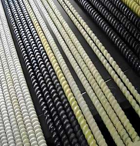 Service de découpe de barres d'armature en GFRP filetées légères - Anti-feu, anti-corrosion, non conductrices pour les projets d'infrastructure haute tension - Product Image 5