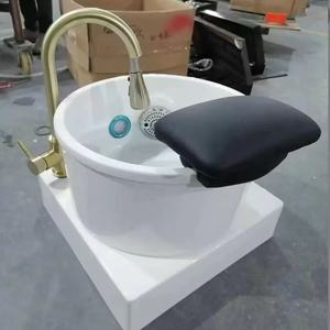 Bañera para Pedicura con Grifo Dorado y Reposacabezas, Tazón para Pedicura de Salón de Uñas, para Uso en Salón de Manicura y Pedicura - Product Image 1