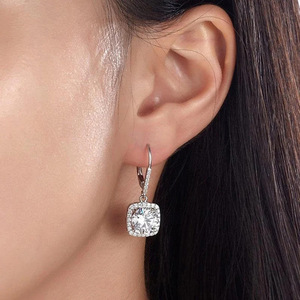 Orecchini Pendenti Geometrici Quadrati e Rotondi, Gioielli Eleganti e Minimalisti di Lusso per Donne - Product Image 4