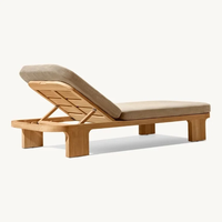 Chaise longue de luxe en teck pour l'extérieur, terrasse de piscine, design moderne pour complexe haut de gamme et jardin
