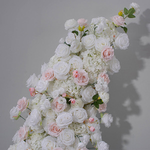 เสาดอกไม้ประดิษฐ์สำหรับงานแต่งงาน สีขาว สีงาช้าง สีชมพูอ่อน กุหลาบ ไฮเดรนเยีย ผ้าไหม ตกแต่งเวที พิธีการ ขายส่งจากโรงงานโดยตรง - Product Image 3
