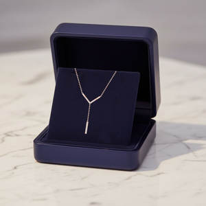 Joyería al por Mayor de Hong Kong, Elegante Collar de Clavícula de Oro Rosa Sólido de 18K, Collar con Colgante de Diamantes Naturales para Mujer - Product Image 4