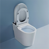 Articles sanitaires modernes automatiques montés au sol Capteur de pied de chasse automatique allongé Réservoir d'eau dissimulé Toilette intelligente intelligente