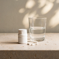 20 ml Beyaz HDPE İlaç Şişesi Kare Desenli Vidalı Kapaklı Opak Kap, Tablet Kapsül İlaç Ürünü Ambalajı İçin