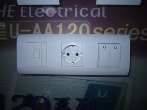Nouvelle conception, interrupteurs et prises murales à bouton-poussoir standard UK/EU 250V 10A, interrupteurs électriques pour éclairage - Product Image 5