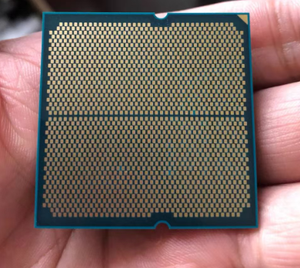 Pour processeur 9 9950X3D 16 cœurs, socket AM5, 3D V-Cache, haute performance, 16 cœurs et 144 Mo de mémoire L3, offrant une performance multitâches supérieure - Product Image 2
