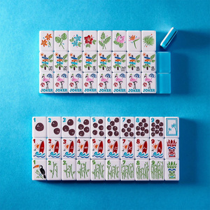 Juego de Fichas de Mahjong Americanas Modernas y Portátiles de Acrílico de 3 Capas, Estilo Tropical Azul, con Diseño Floral de Pájaros y Tabla de Surf - Product Image 4