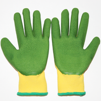 Gants de sécurité pour jeunes SUNCEND personnalisables en gros, haute qualité, 13 jauges, en polyester, avec paume enduite de mousse de latex verte et doublure jaune