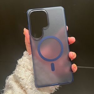 Funda Translúcida con Atracción Magnética y Acabado Esmerilado Antideslizante para Samsung S23 S24 S25 S26 Ultra A17 A36 A56 - Product Image 5