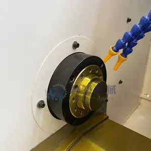 Otomatik yağlama sistemi soğutma sistemi CK0640 torna makinesi