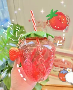 500ml 여름 귀여운 딸기 빨대 물병 만화