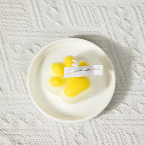 Handmade Paw Shape Scented Soy Wax <b>Candle</b> Floral Aromatherapy Home Decoration Cute Style Single <b>Wick</b> - Product Image 4