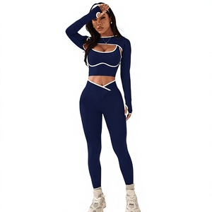 Ensemble de yoga trois pièces pour femmes, leggings slim, soutien-gorge de sport, veste, vêtements de sport pour l'entraînement et la remise en forme - Product Image 1