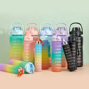 Juego de botellas de agua deportivas de plástico de medio galón de 2L, botella de agua 3 en 1 motivacional esmerilada con pajita y marcadores de tiempo