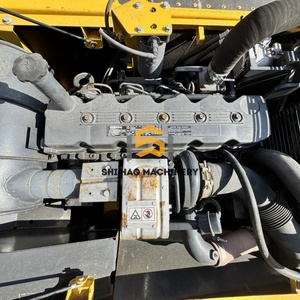 Excavatrice d'occasion KOMATSU PC220-8 de 22 tonnes, conception japonaise originale, idéale pour les travaux de construction et d'infrastructure - Product Image 6