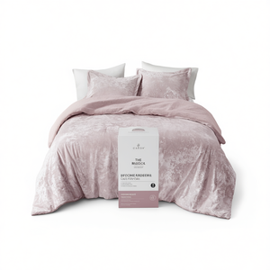 Juego de edredón Caron The Palacial de terciopelo arrugado reversible tamaño King para cama - Product Image 1