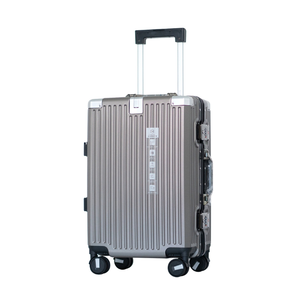 Equipaje duro 20 "24" 28 "Diseño unisex Precio más bajo para mujeres Buen rodamiento Caja de cartón Embalaje Fábrica de Vietnam - Product Image 1